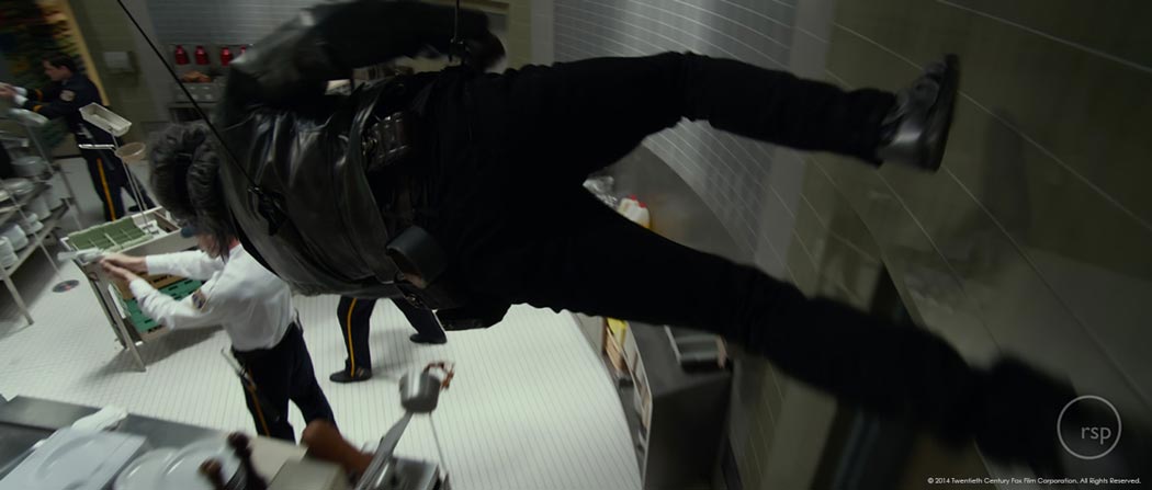 quicksilver-super-slow-motion-kitchen-running-on-walls-before